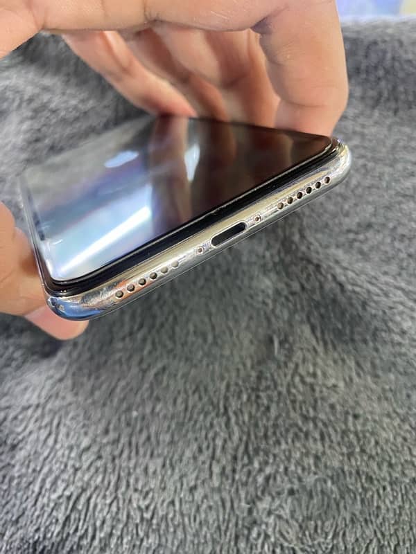 iphone X 64 gb pta Approve 3