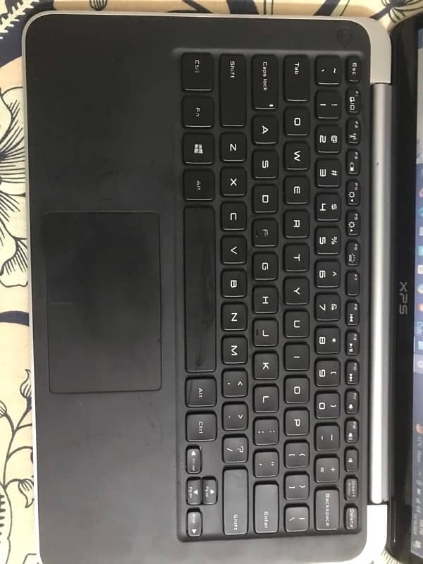 Dell Slim Laptop 4