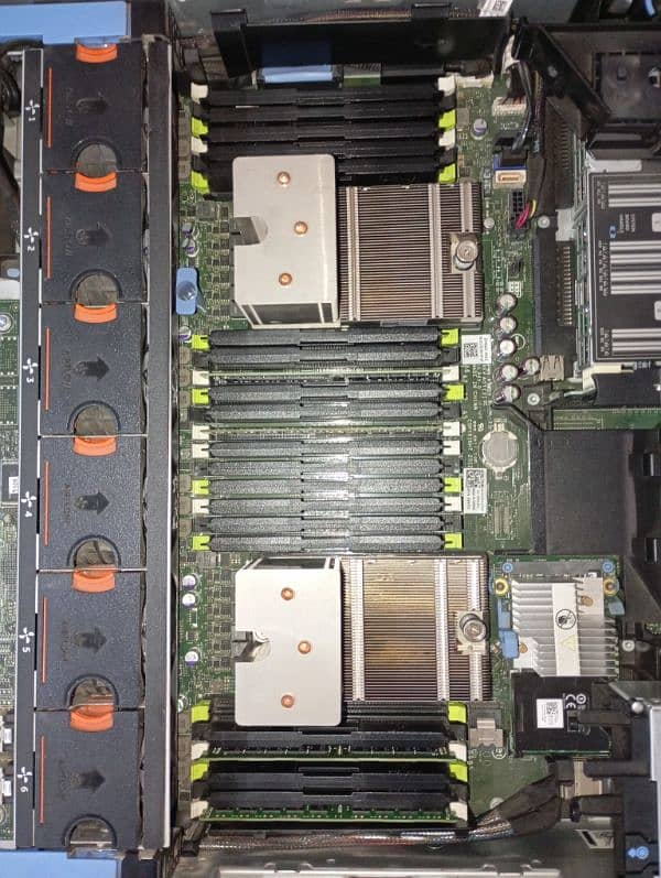 Dell Power Edge R720 Server 2