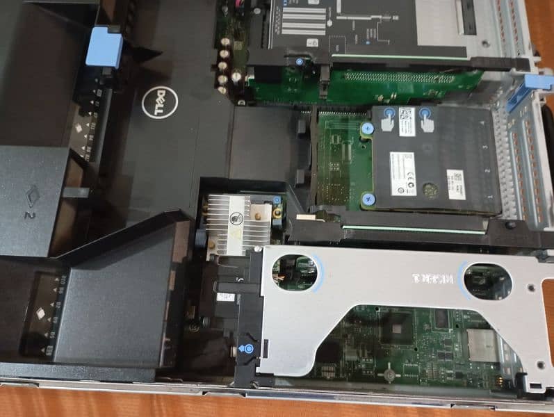 Dell Power Edge R720 Server 10