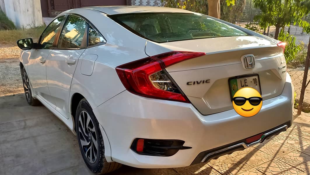 Honda Civic Oriel 2018 VTEC CVT 5