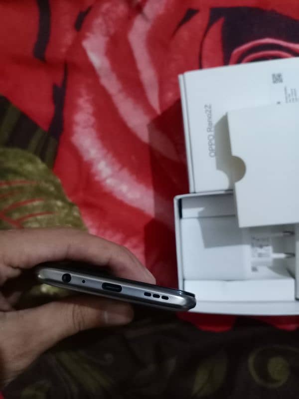 Oppo Reno 2z 256+8gb. . Clerer. . Box Charger sath ha. pop up Camera 6