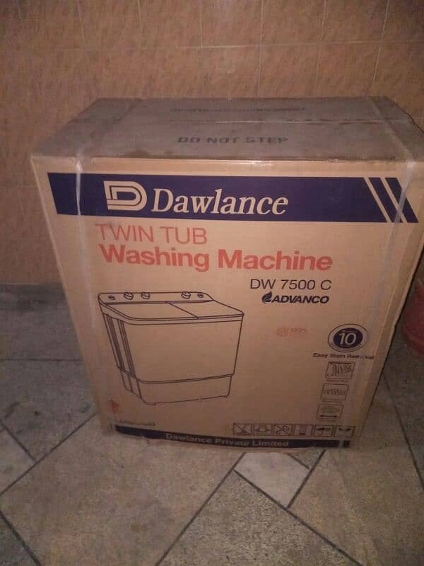 Dawalnce DW 7500c semi automatic washing machine new box pack 0