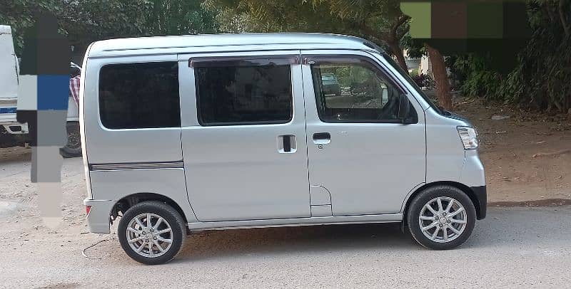 Daihatsu Hijet 2019 3