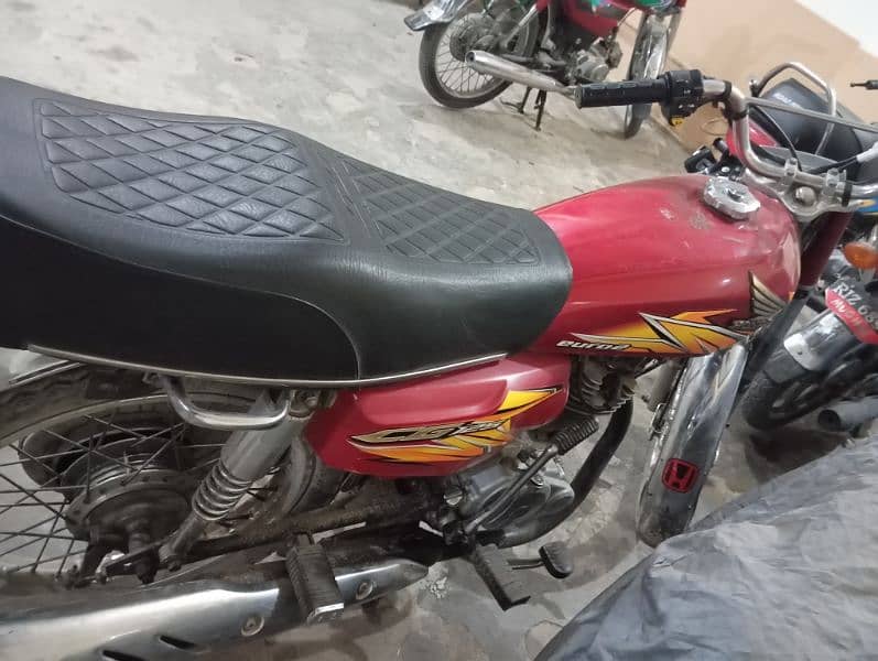 Exchange possible Honda 70 #03041547240 2