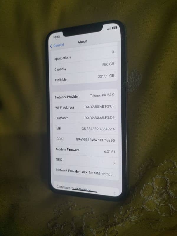 iPhone x 10/9.256 GB Jv 4