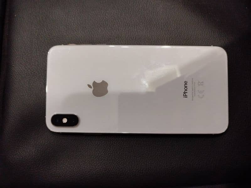 iPhone xs max 1