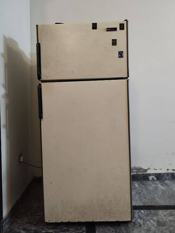 Imported(Made in Us) Philco Refrigerator 0