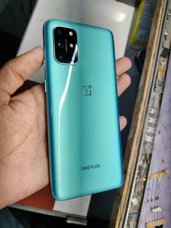 oneplus 8t.  8/128 3