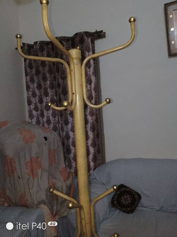 clothes stand 2