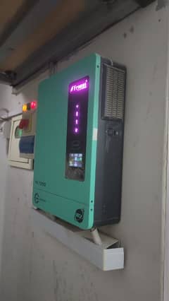 FRONUS HYBRID INVERTER PV7200