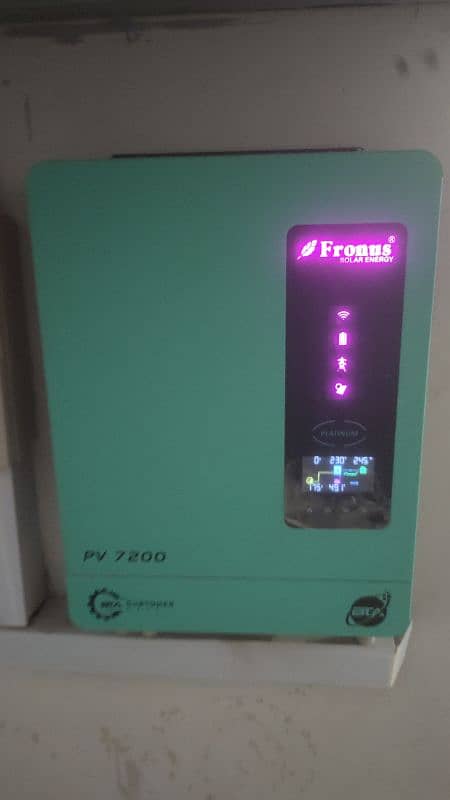 FRONUS HYBRID INVERTER PV7200 1