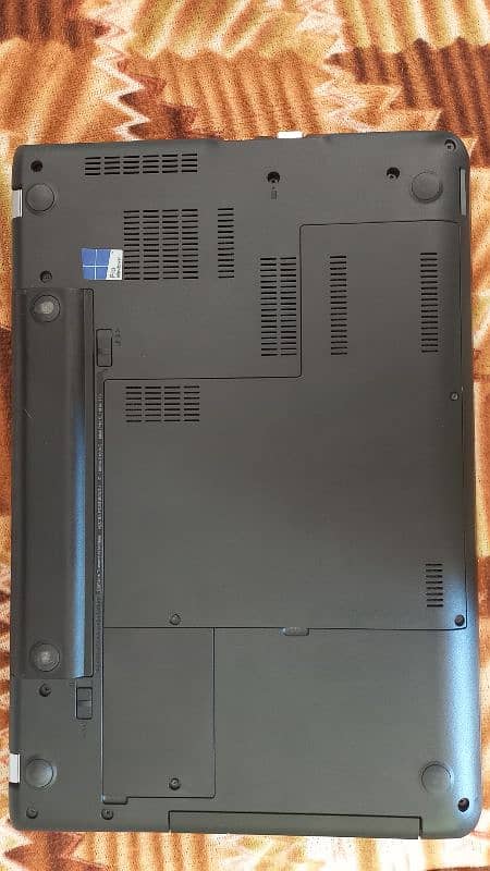 LENOVO CORE i3 5th GENERATION 2