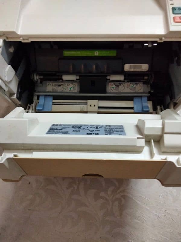 hp laser jet p1160 printer 2