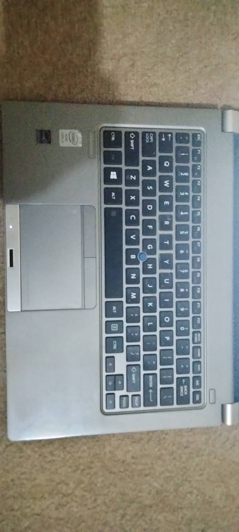 LAPTOP TOSHIBA 5