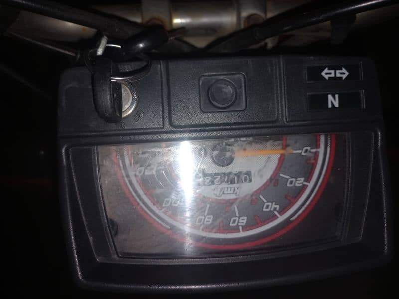 Yamaha Honda Dhoom 70 7