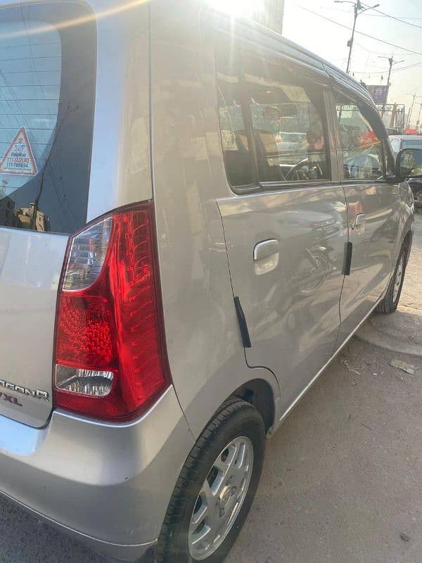 Suzuki Wagon R 2019 1