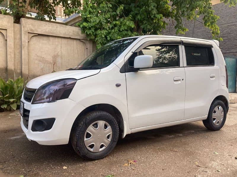 Suzuki Wagon R 2018 1