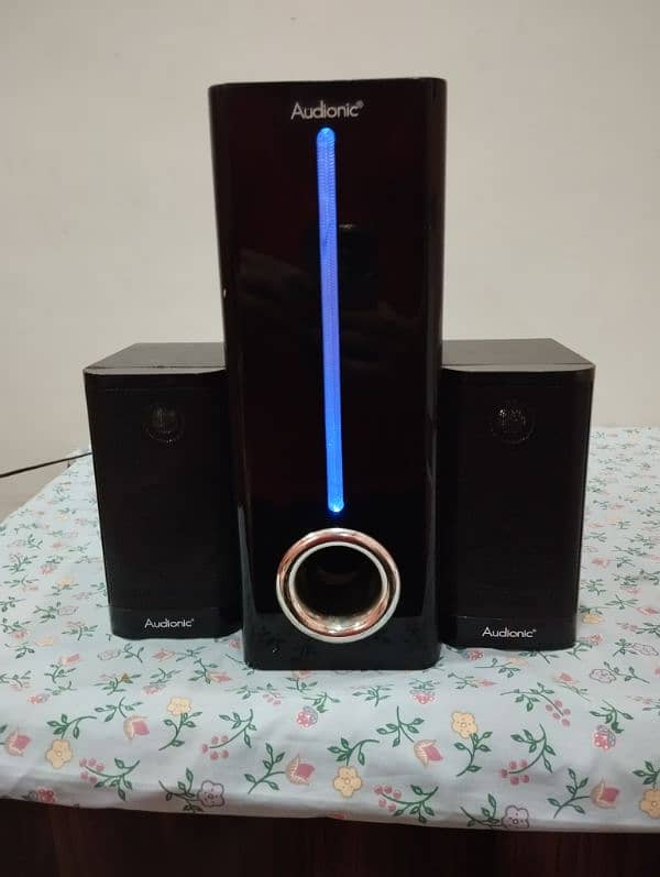 Audionic Woofer 2 speaker 0