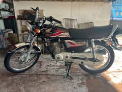 HONDA CG 125 Model 24 condition 10/10 used papers clear