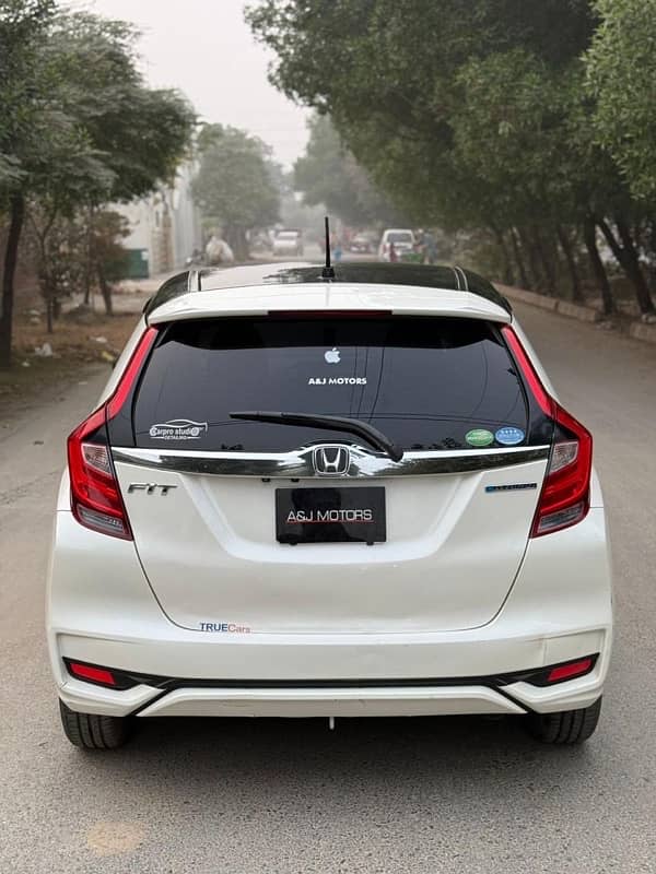 Honda Fit 2018 3