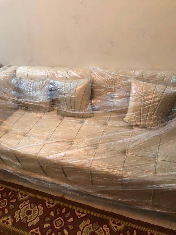 5 seater big size brand new classy sofa set up for sale 5