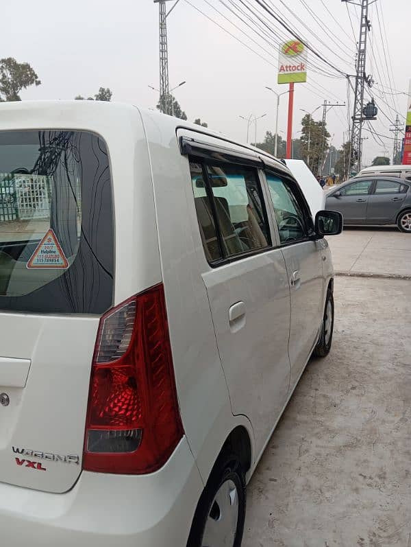 Suzuki Wagon R 2015 13