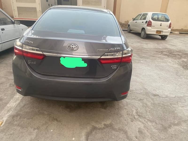 Toyota Corolla Altis 2019 1