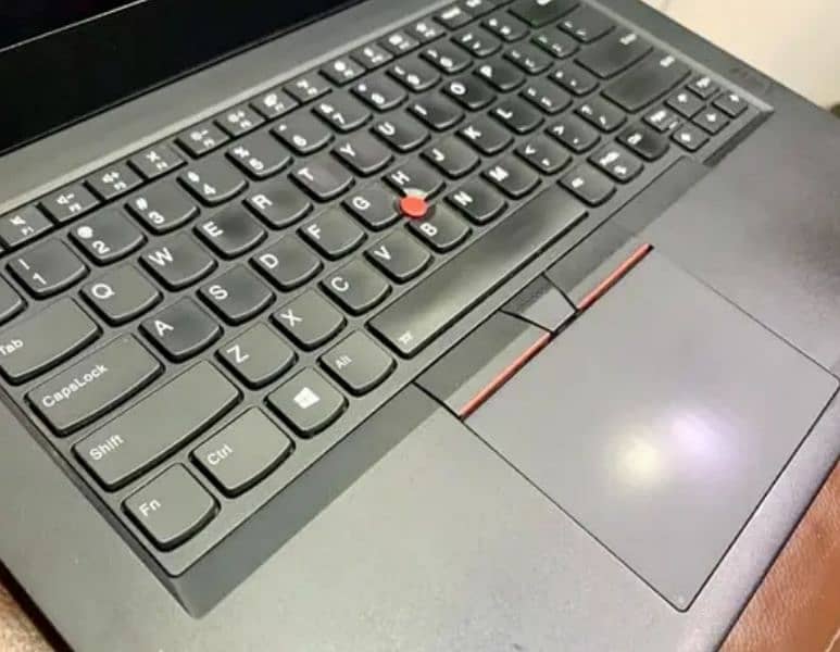 Lenovo Thinkpad T480s Touch ScreenLaptop. Core i7 8thGen 16Ram 256Gb 3