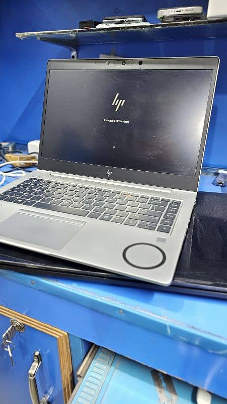 HP ELITE BOOK CORE  I5 8TH GENERATION 8 256 1