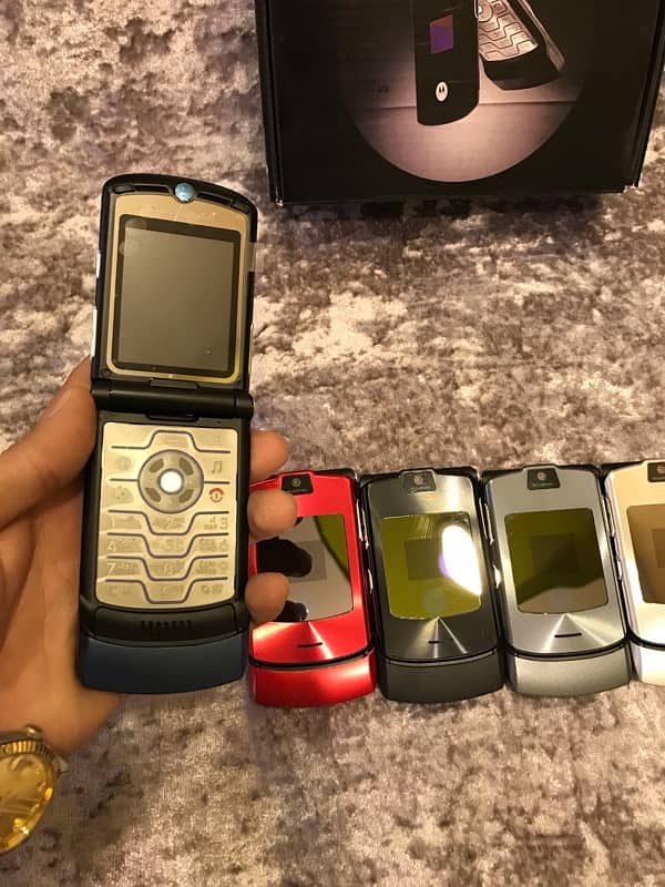 MOTOROLA V3I RAZR 8