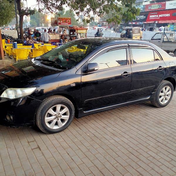 Toyota Corolla Altis 2013 SR 5