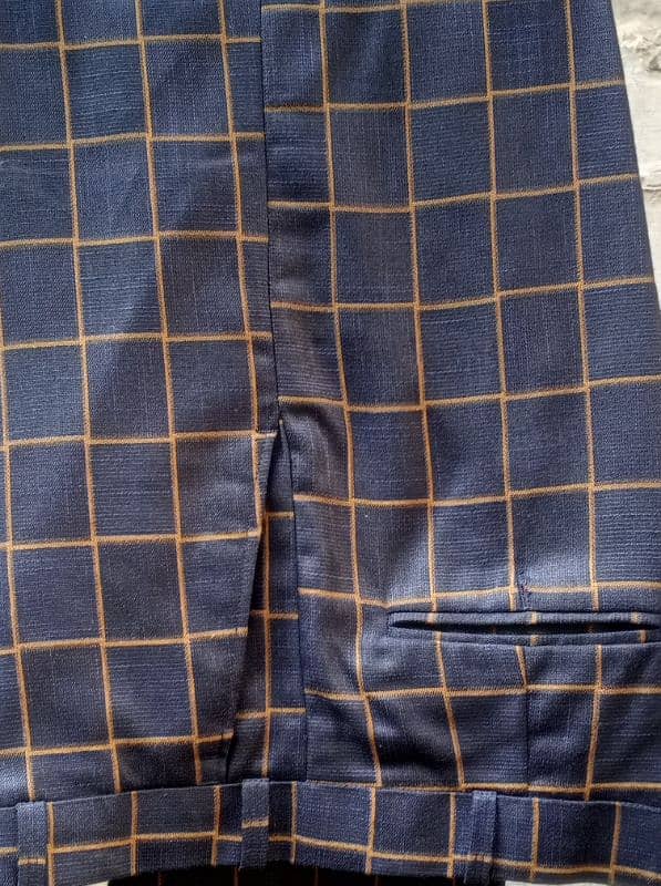 three piece pant coat check print For sale 5