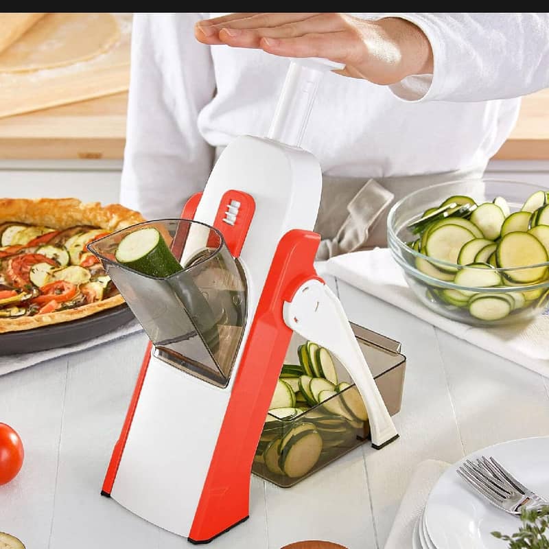 Easy Kitchen Hand Chopper - Manual Spice & Veg Cutter, Mixer, Blender 4