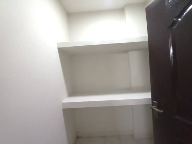 With Features you dont want to Miss such as 3 bed room apartment for sale 2