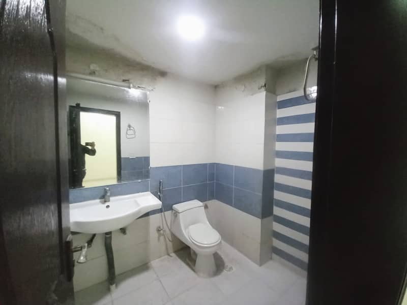 With Features you dont want to Miss such as 3 bed room apartment for sale 9