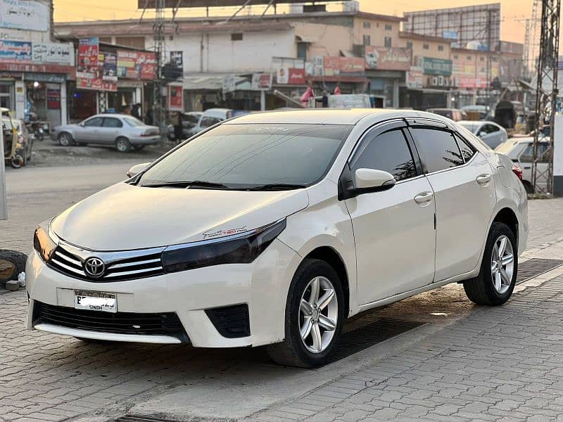 Toyota Corolla XLI 2015 3