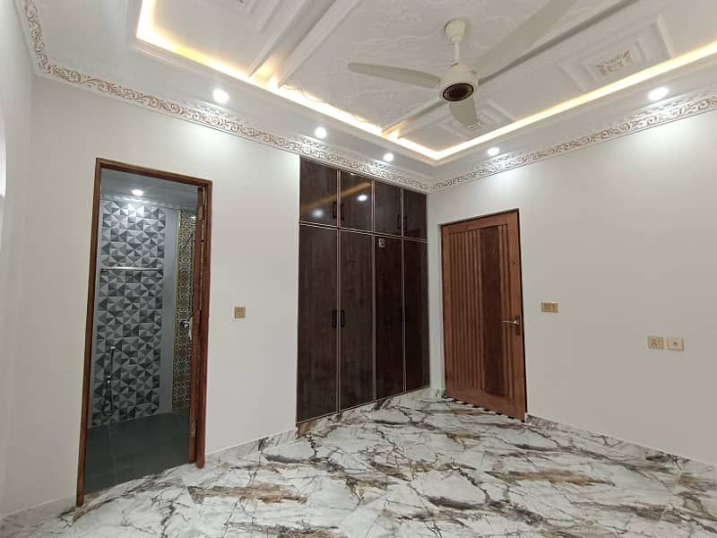 5 Marla Very Beautiful Luxury Brand New Spanish House For SALE In Johar Town Super Hot Location Walking Distance to Emporium Mall 25