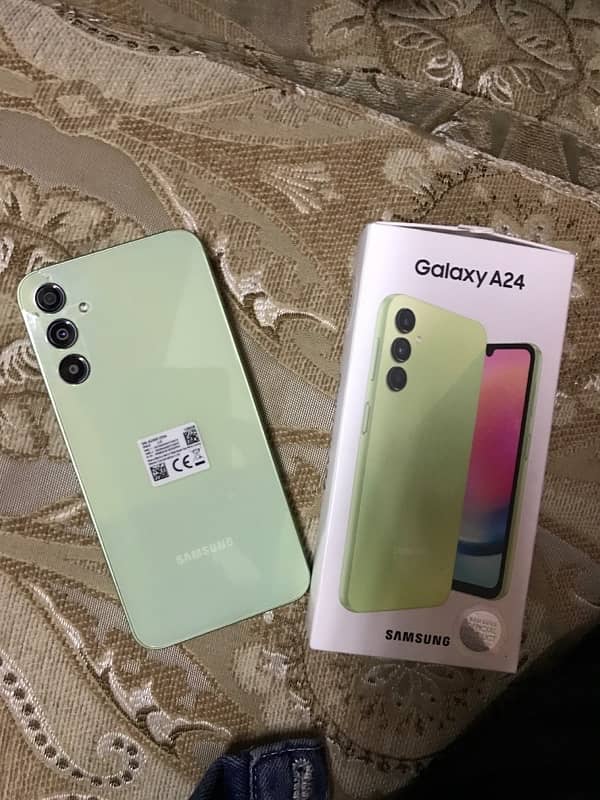 samsung a24 mint condition 0