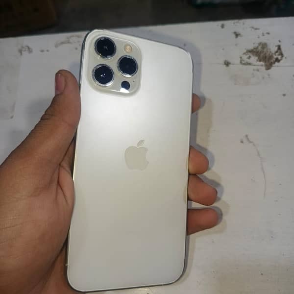 IPhone 12 PRO MAX NON PTA 5