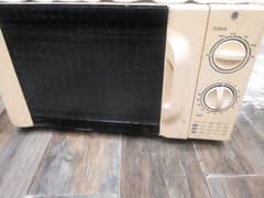 Dawlance medium size microwave white