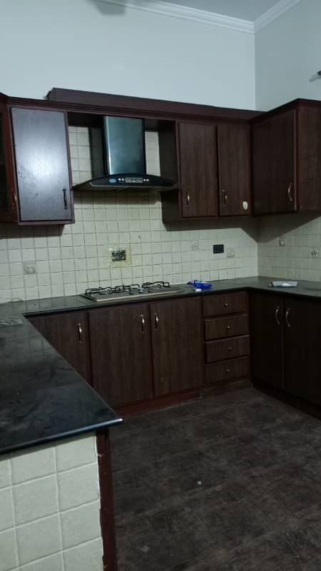 5 marla portion for rent for Family and Silent office (Call center + Software house) 4