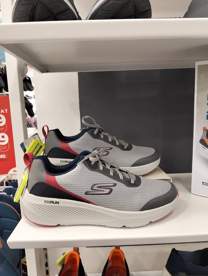 Skechers 1