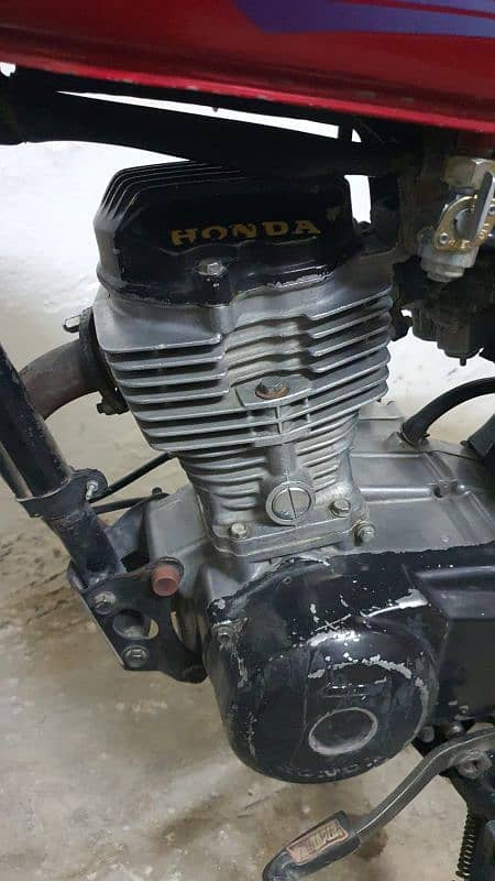 Honda 125 2004 model 3