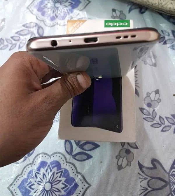 oppo f-11 Mobile 8/256 with box and charger 1