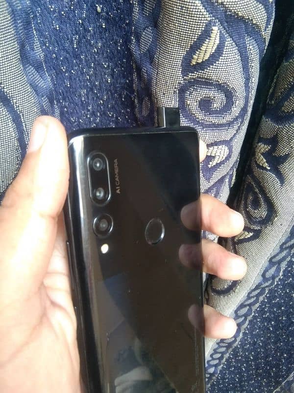 Huawei y9prime 4