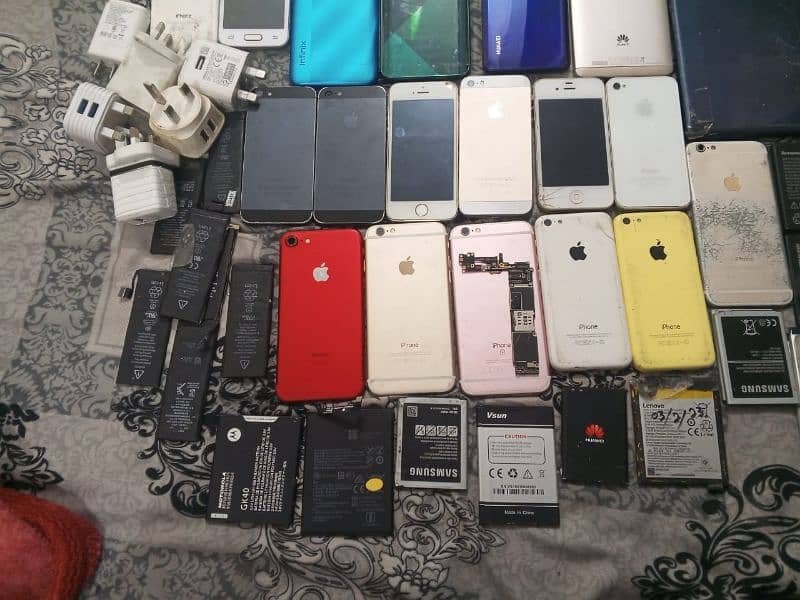 iphone 4+5+6 parts available and other mobiles 3