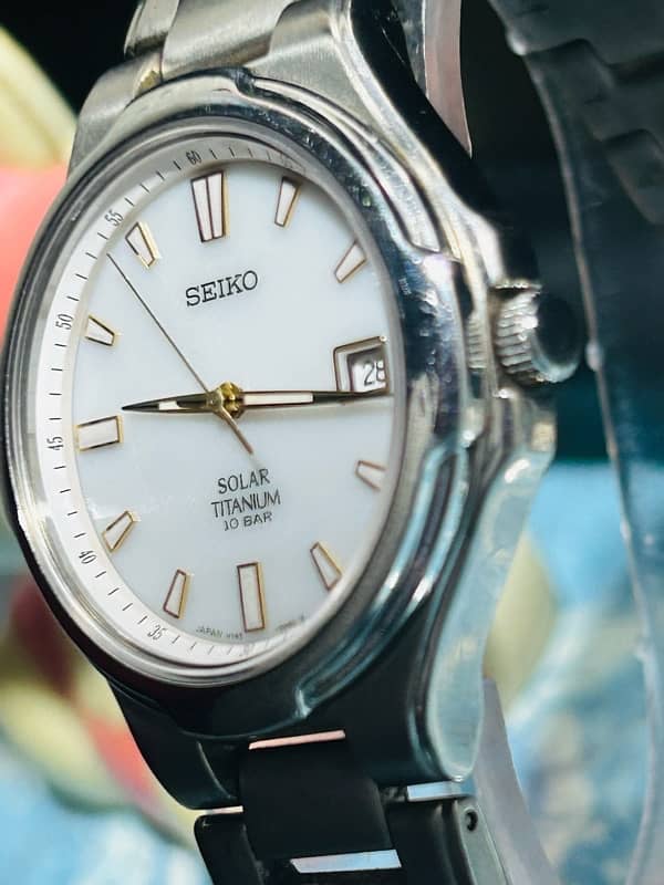 Seiko Titanium solar watch 1