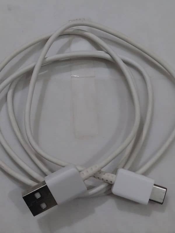 Oppo A5 2020 Original Adapter and Original Cable in Good Condition 5