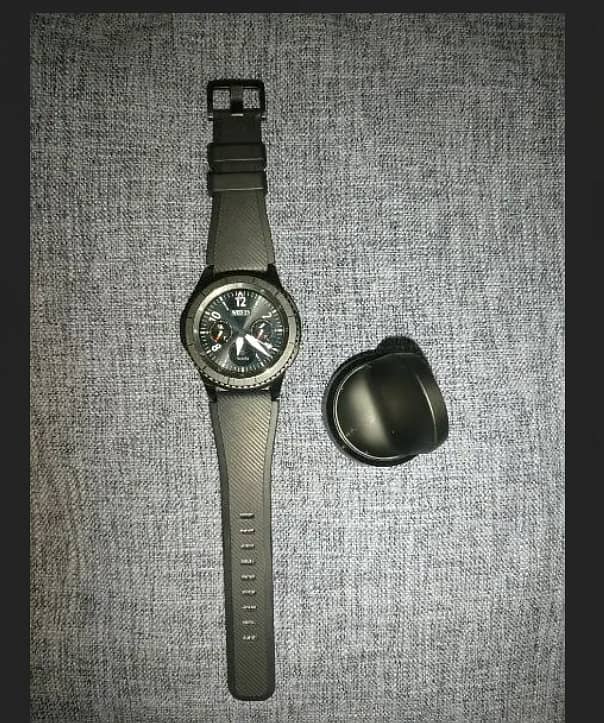 Samsung Gear S3 Frontier 0